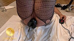 testing my stepsis's fuck machine on her fat ass and soaked pussy in fishnets