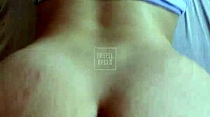 Submissive tattooed girlfriend rebolas wildly on muscular cock
