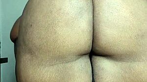 Ebony Milf Mara Exotic Spreads Thick Cellulite Thighs Wide for Intense Solo Pussy Masturbation