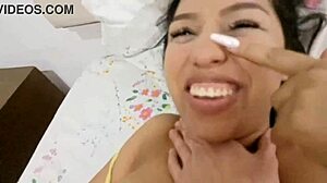 hermanastra de 18 años de miami rebola en pica grande con tetas enormes