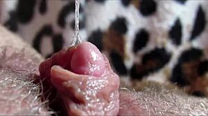 WATCH THIS HUGE CLIT PULSE IN ORGASM CLOSEUP!