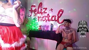 você quer ver o natal mais safado com essa loira tatuada chupando pauzão? 