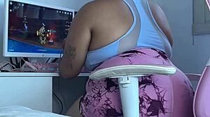Curvy brunette amateur in leggings has embarrassing farting mishap during online gaming session