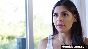 omg stepmom and stepdaughter kissing licking wet pussies together 😍👅💦