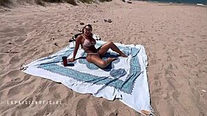 Big-Assed Paisita Makes Wanker's Beach Fantasy Explode with Shaking Ass and Huge Tits