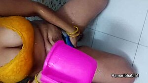 hey sexy indian bhabhi, bathe naked for your husband
