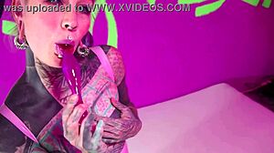 imagine her tattooed fingers stretching that tight goth asshole wide open