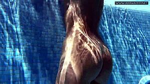 mary kalisy's smokin hot poolside body got me!!