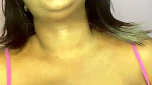 oh man my huge saggy tits need a good titjob squeeze
