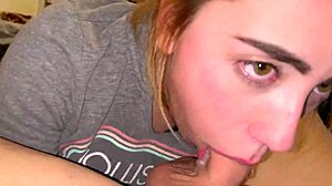 I crave that blonde babe's sloppy deepthroat gagging on cock to cum