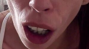 Candie cross bites lip sliding tiny ass onto shaft raw anal bounce