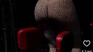 Sexy Big Ass Workout Tease at the Gym on Instagram