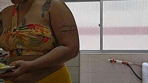 naughty wife crams tiny shorts between ass cheeks flashing her curves in public reality
