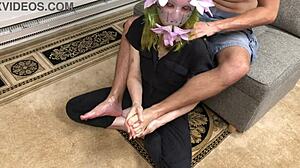 whoa belyla bradley’s footjob got me relaxed 😍 foot massage vibes!