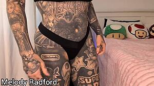 Her Big Tits Bounce In Gym Tights During Wild Try-On Haul