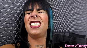 natural tattooed tranny sabrina lins takes machine anal pounding deep in her crossdressing ass 😈