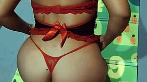 Mi hermanastra begs for deep penetration now!