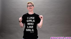 ever wonder why i keep coming back to masturbate over this hairy lesbian tribbing?