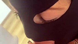 Neighbour helps out but ends up worshipping her huge curvy milf ass and pussy