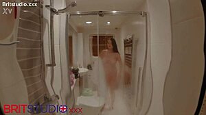 peeking on chubby neighbor's wet shower pussy flash