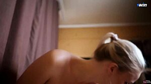 Hands-Free Suck Leaves Pretty Lips Dripping with Thick Cum