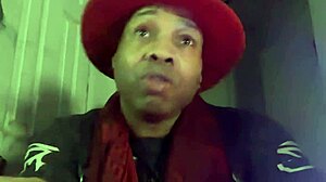 Dramaediter skips drinkchamps after wild neighbor antics