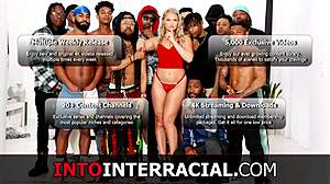 यो, बस बैठ के देख मुझे तेरे फ्रेंड का ह्यूज बीबीसी सक करते हुए