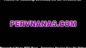 Petunjuk mesum: Juan Loco ajari ibu tiri Syren De Mer trik mainan