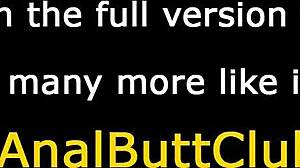 Dziwka trzęsie dużym tyłkiem z zabawkami analnymi i dildo