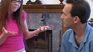 हस्तकुशल मसाज करने वाली द्वारा हैंडकफ में हैंड जॉब्स