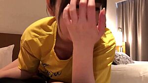 เฮ้ย ชมสาวเอเชียตัวร้อนตัวนี้ถูกเย็ดอย่างแรงพร้อมหน้าอกใหญ่กระเด้ง!