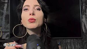 Tysk sissy asmr med lou nesbit och lia louise, så hett! 🔥