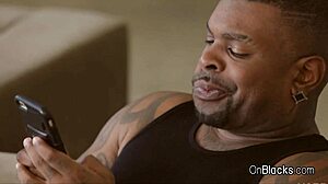 زب أسود كبير محدد يمدد كس لاتيني ضيق في الشرج