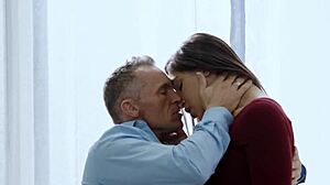 Abella Danger échange de partenaires pour un plaisir érotique rempli de sperme