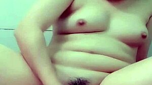 이 아시안 여자가 애널 하는 거 아는 사람?