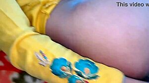 मोसी की बड़ी गांड सौतेला बेटा के साथ होटल बेड शेयर करती है फुल मूवी में