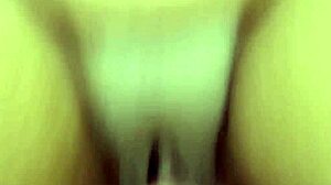 wow, mira esta chica de 18+ recibiendo follada dura en escena POV salvaje, apenas legal y amándolo