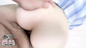 生意気なアジアン学生がバックで生バック騎乗、日常のグラインド