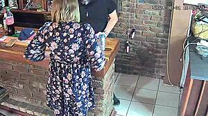 Поймала мужа изменяющим с женой соседа, ОМГ! 😱