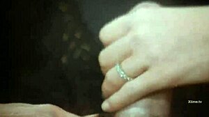 يا، رأيت عرضاً فاحشاً مثل هذا الفيلم القديم؟