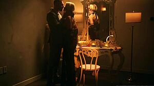 Vixen Cherry zožiera svoj zápas s hrubým hladom