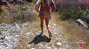 यो, निपलरिंगलवर मॉम पिसिंग आउटडोर्स पियर्स्ड पसी के साथ कंपाइलेशन! 🔥