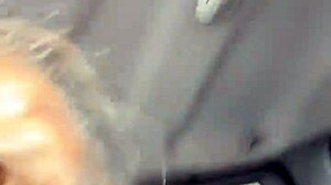 Ебу девчонку из Walmart на парковке с большой жопой