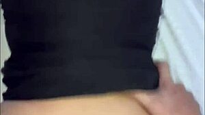 深夜客户快餐，然后出租车司机手指我前粗暴公寓性爱