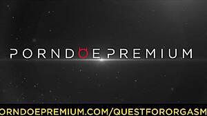 Orgazm Arayışı - Asyalı Genç May Thai Vibratör Kullanıyor