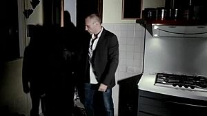 أمانتي - سوزي كيو، تريد رؤيتها تشفط بقوة؟