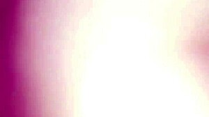 白人婊子疯狂骑大鸡巴