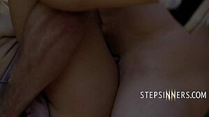 أشقاء زوجين، تريدون الزنا في الهواء الطلق في الحديقة؟ - آبي مالي