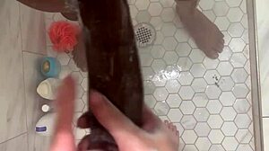 İyi Kızım Ol ve Baba'nın Dev Yarığını Okşa