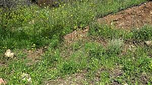 OMG! Suudi Arabistan'da Amerikan turisti, seks oyuncağı satıcısı kullanılmış dildo'yu gaping için teklif edince şok oldu!